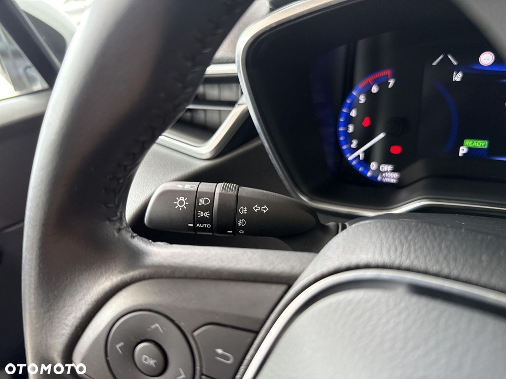 Toyota Corolla 1.8 Hybrid Comfort - 23