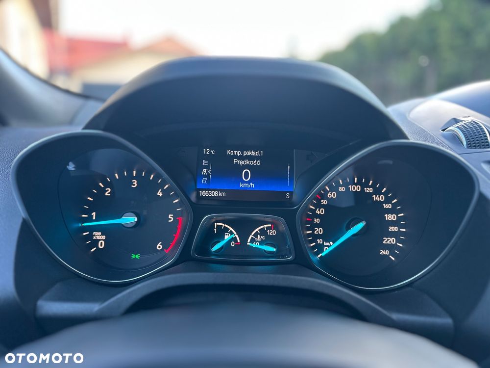 Ford Kuga 2.0 TDCi 2x4 ST-Line - 15