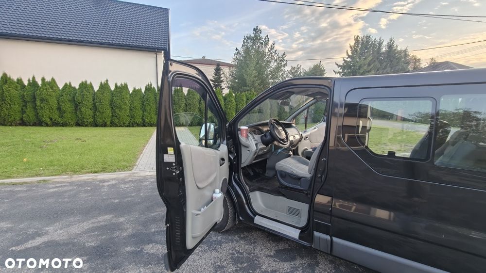 Renault Trafic - 8