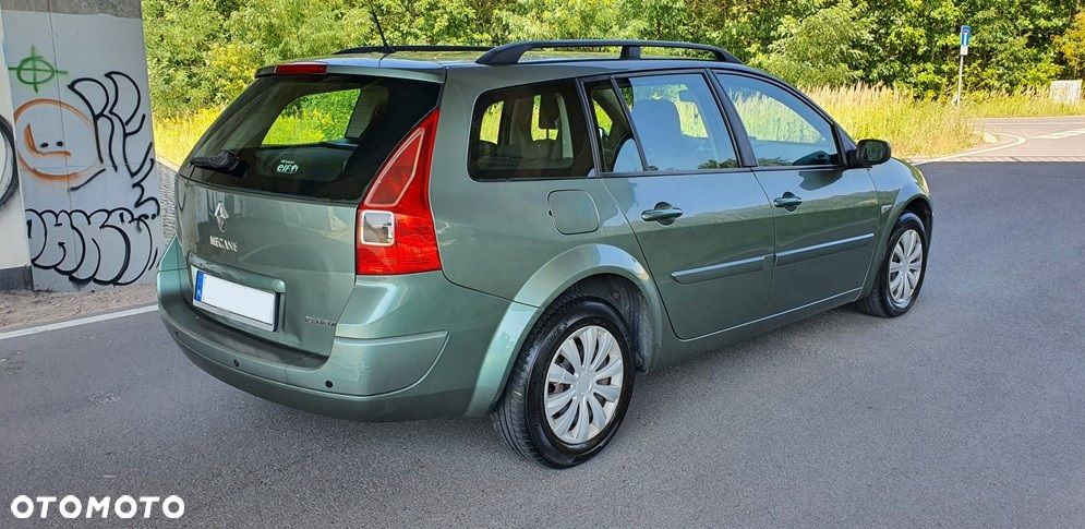 Renault Megane 1.9 dCi Dynamique Euro5 - 5