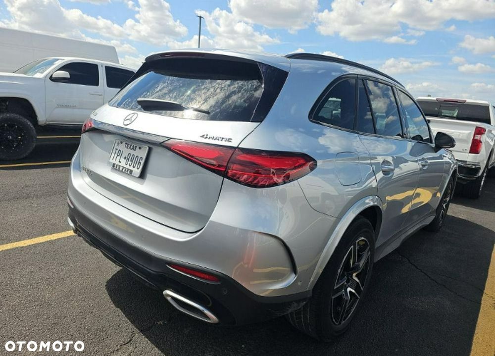 Mercedes-Benz GLC 300 4Matic 9G-TRONIC AMG Line - 4