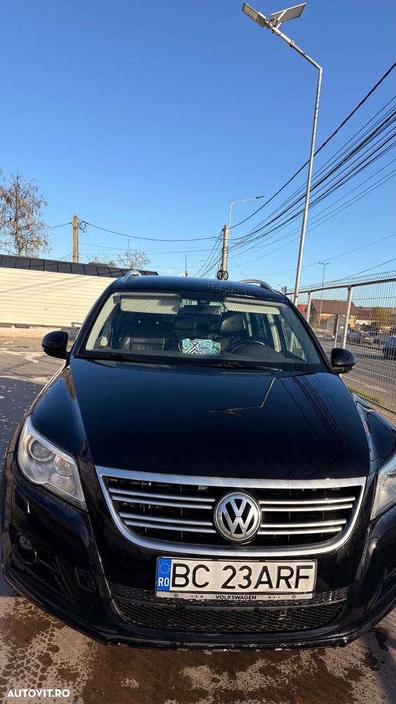 Volkswagen Tiguan 2.0 TDI 4Motion DSG Sport & Style - 2