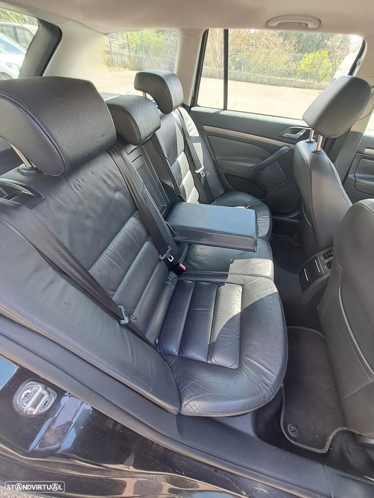 Skoda Octavia Break 2.0 TDI Sport DSG - 27