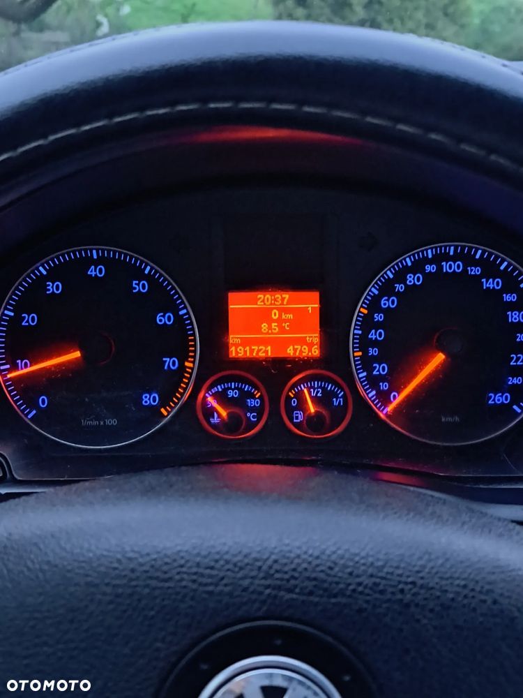 Volkswagen Jetta 1.6 Comfortline - 13