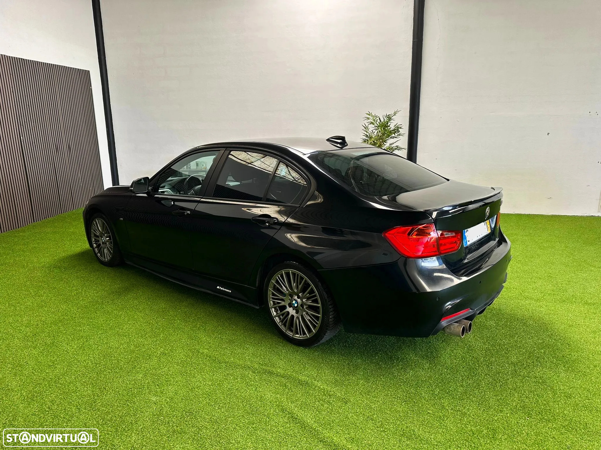 BMW 320 d Efficient Dynamic Edition Sport Line - 9