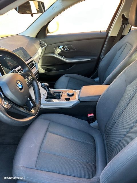 BMW 318 d Advantage - 17