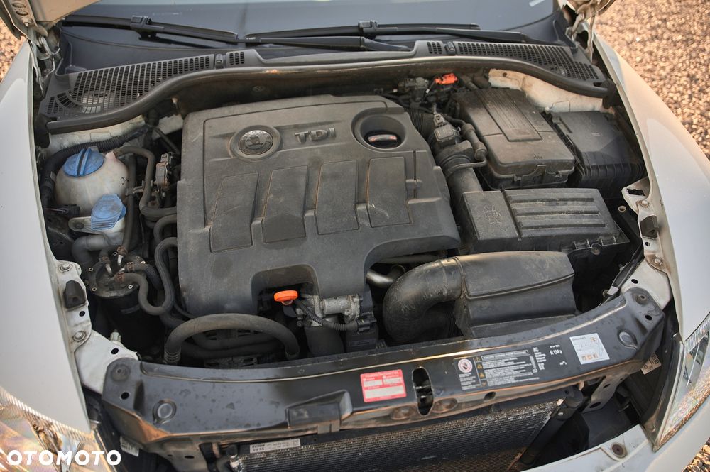 Skoda Octavia 1.6 TDI DPF Elegance - 22