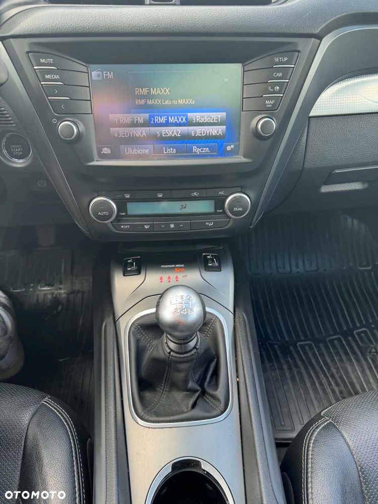 Toyota Avensis 1.8 Selection - 31