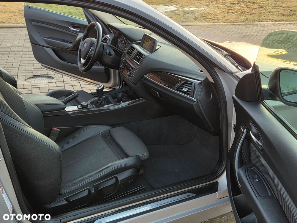 BMW Seria 2 220i Modern Line - 20