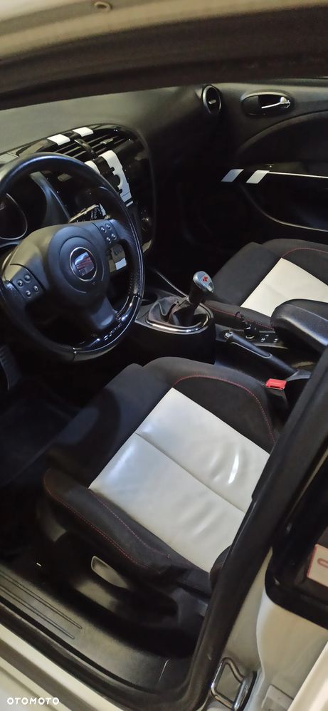 Seat Leon 2.0 T FSI Cupra R - 7