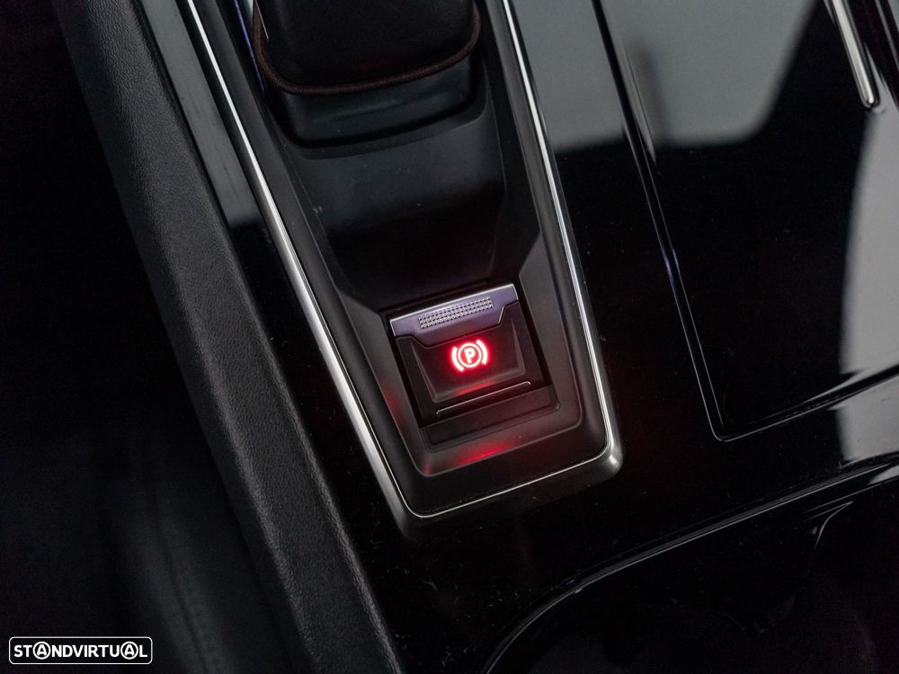 Peugeot 508 SW 1.6 Hybrid Allure e-EAT8 - 27