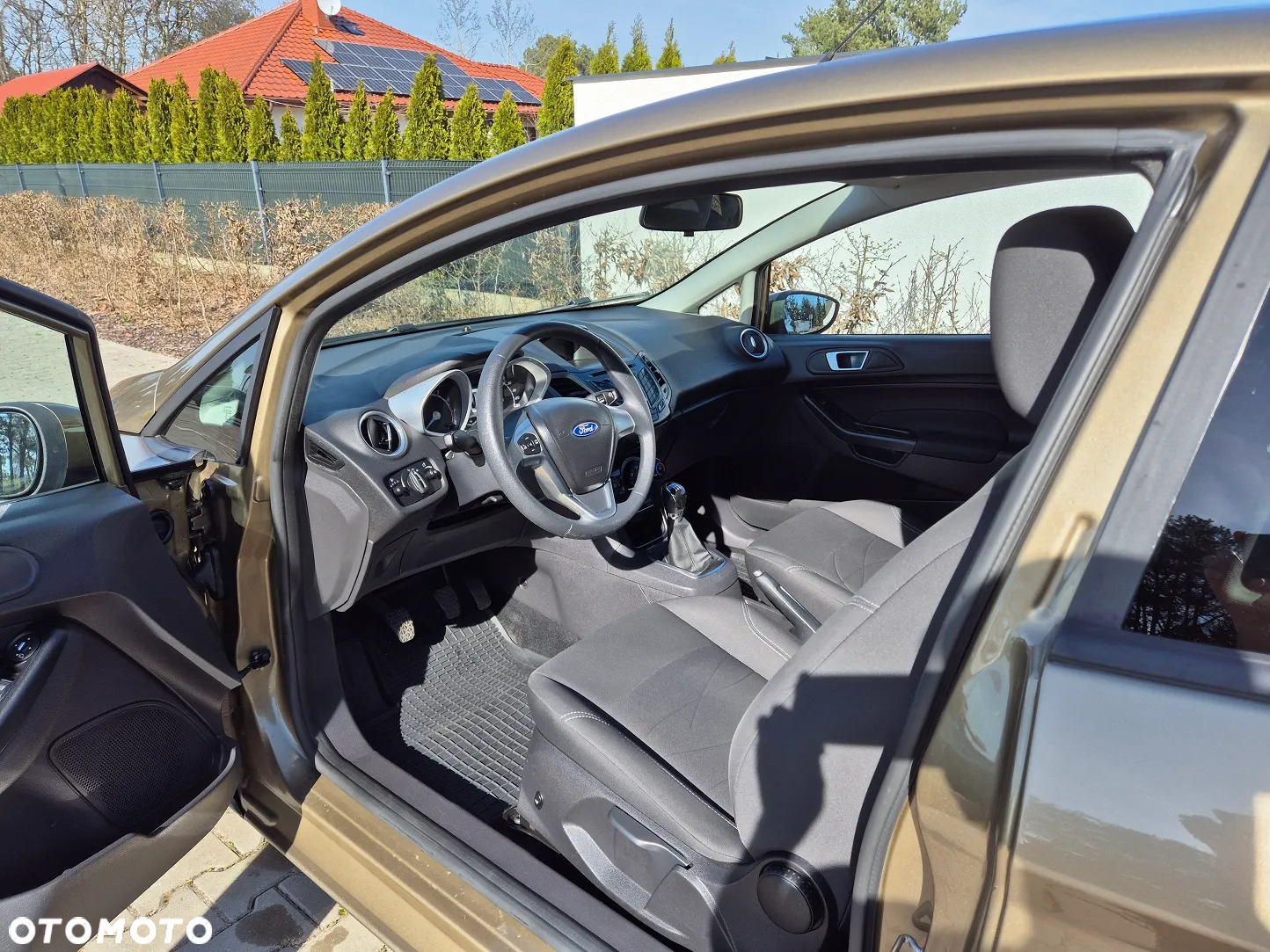 Ford Fiesta - 12