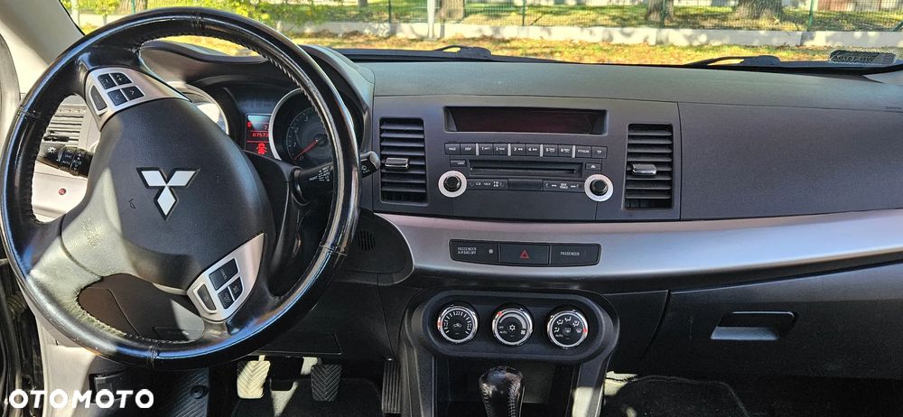 Mitsubishi Lancer 2009 photo 5