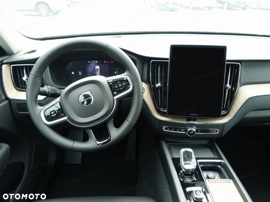 Volvo XC 60 B5 B AWD Ultra Dark - 10