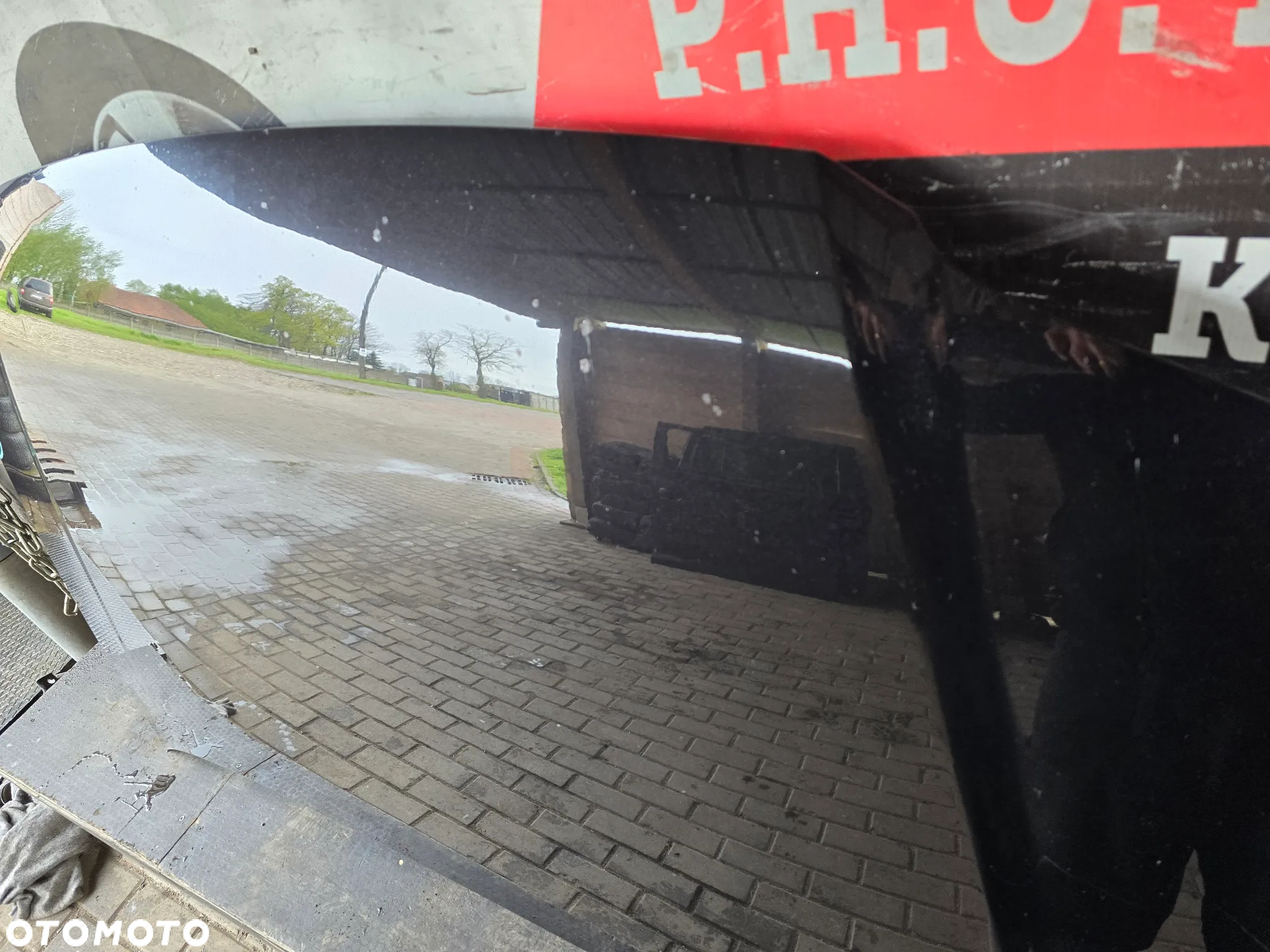 Maska  VW TOURAN I 1T0 LC9Z - 8