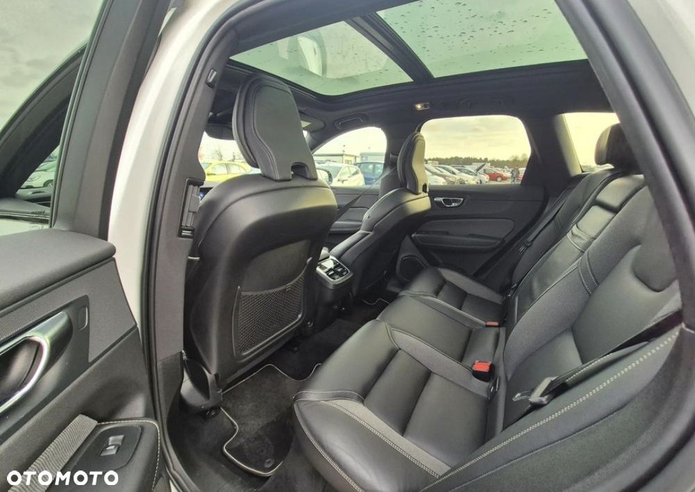 Volvo XC 60 B4 D Geartronic RDesign - 9