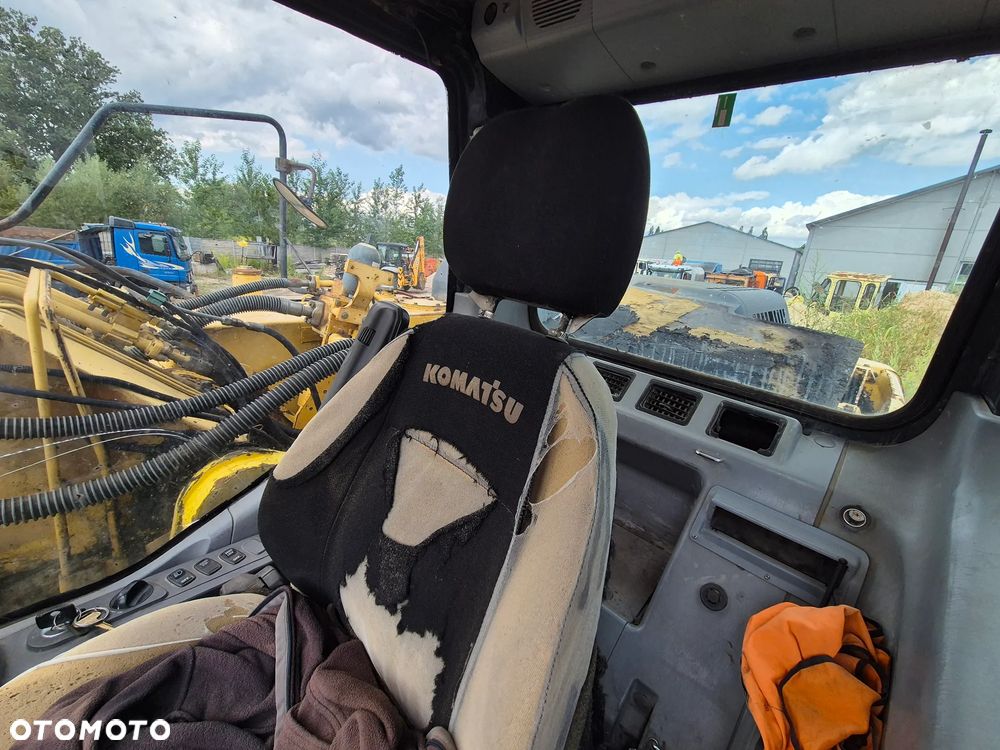 Komatsu pc210lc - 11
