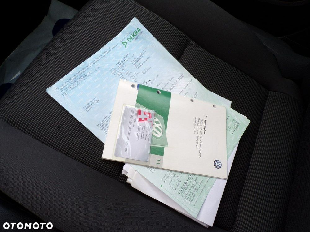 Volkswagen Golf - 17