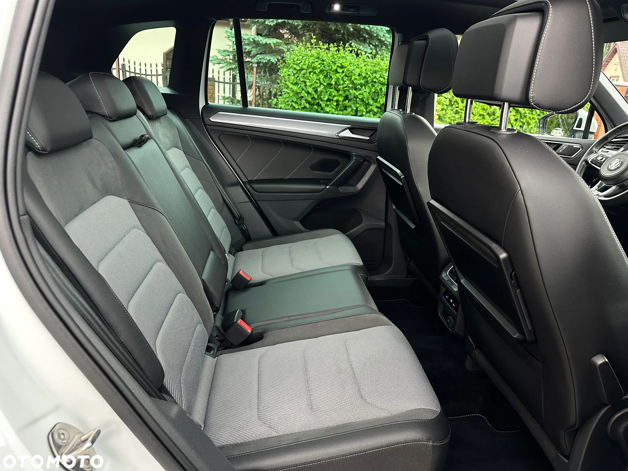Volkswagen Tiguan 2.0 TDI SCR 4MOTION DSG Highline - 31