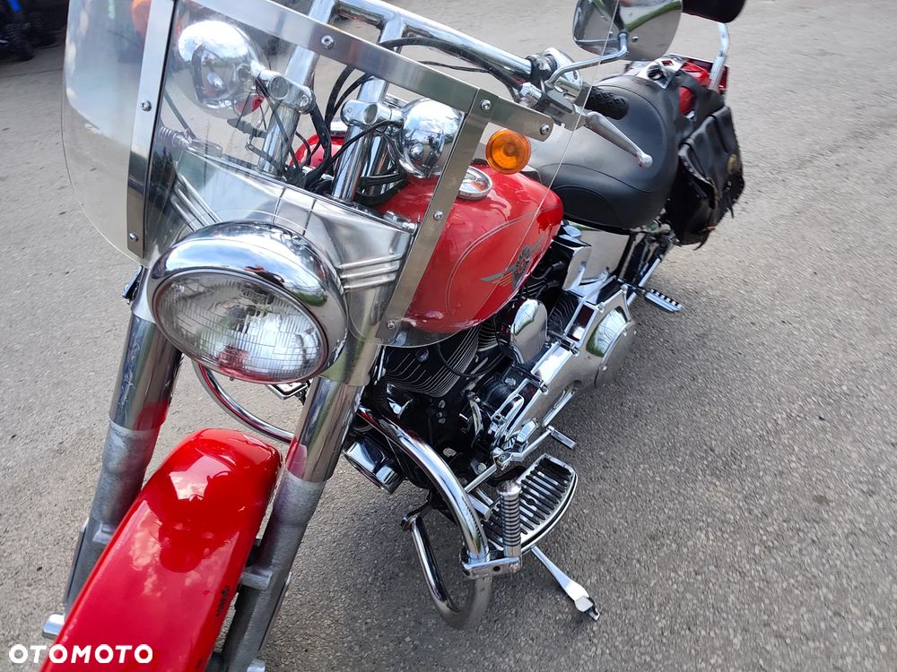 Harley-Davidson Softail Deluxe - 38