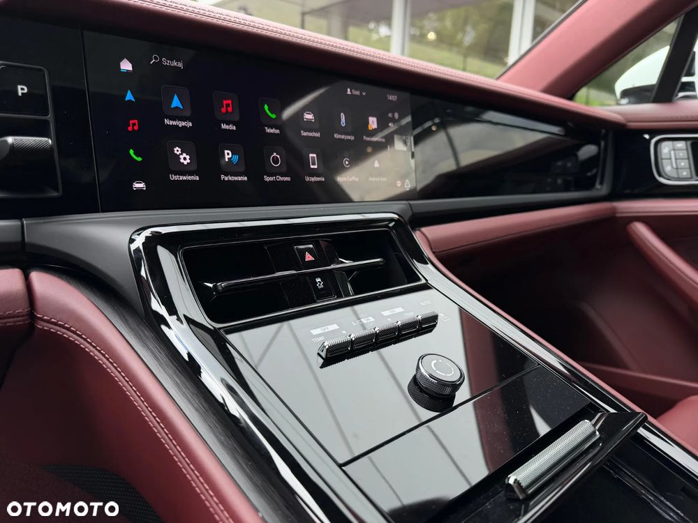 Porsche Panamera 4 - 25