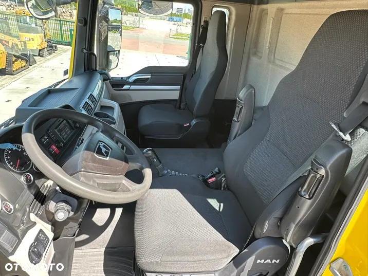 MAN TGS 41.460 8X8 - 26