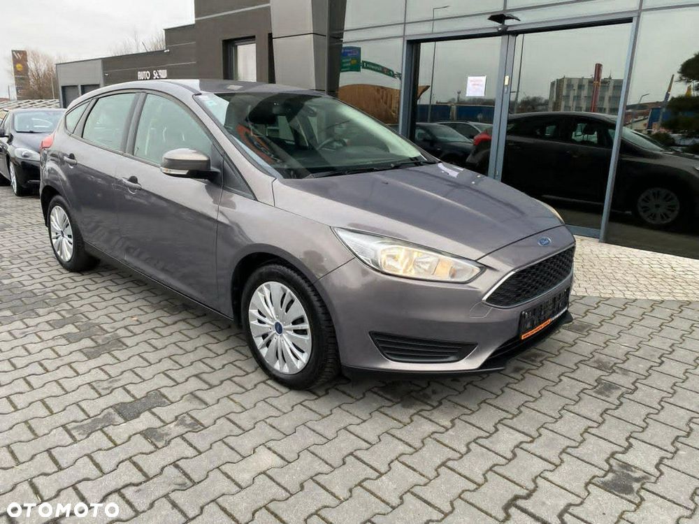 Ford Focus 1.0 EcoBoost Hybrid ACTIVE - 2