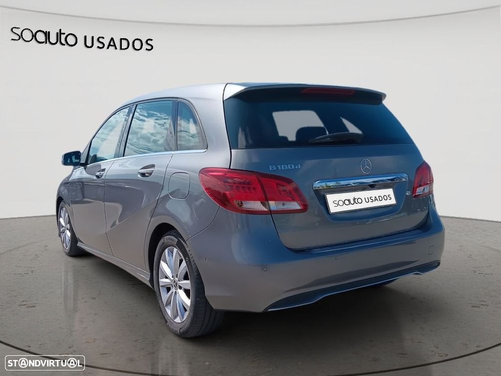 Mercedes-Benz B 180 d Style - 6