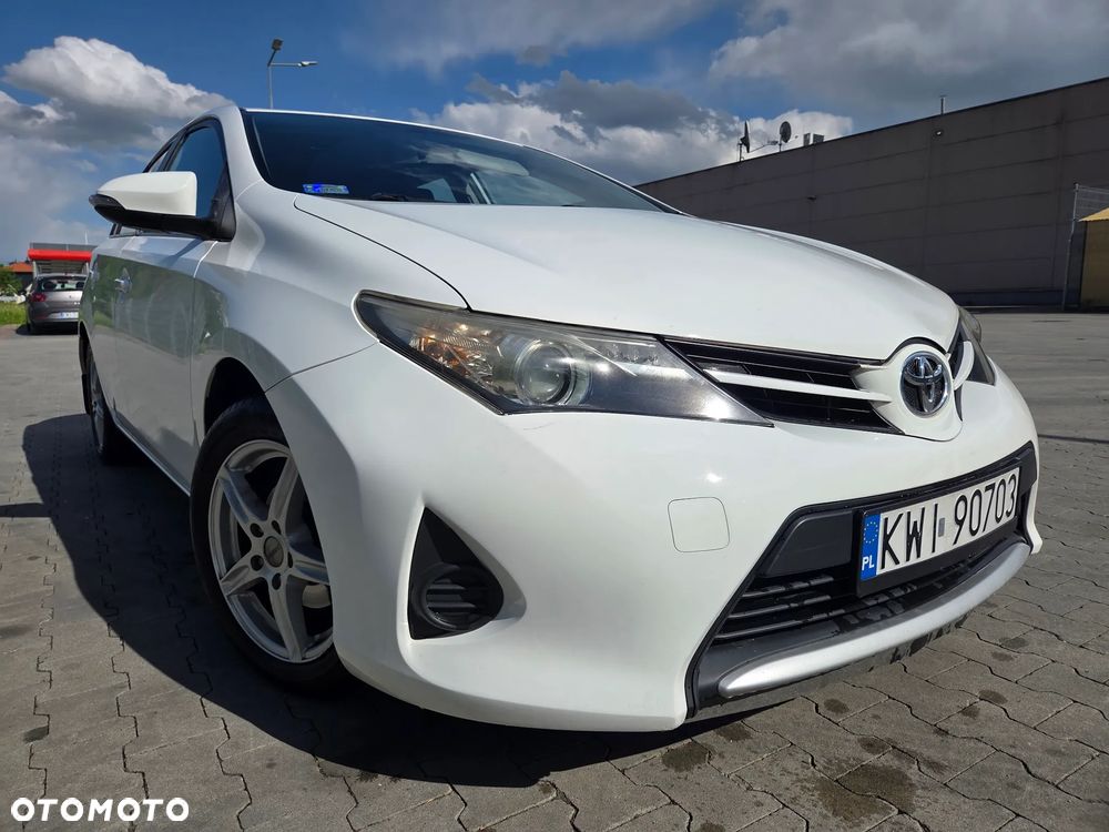 Toyota Auris 1.4 D-4D Active - 1