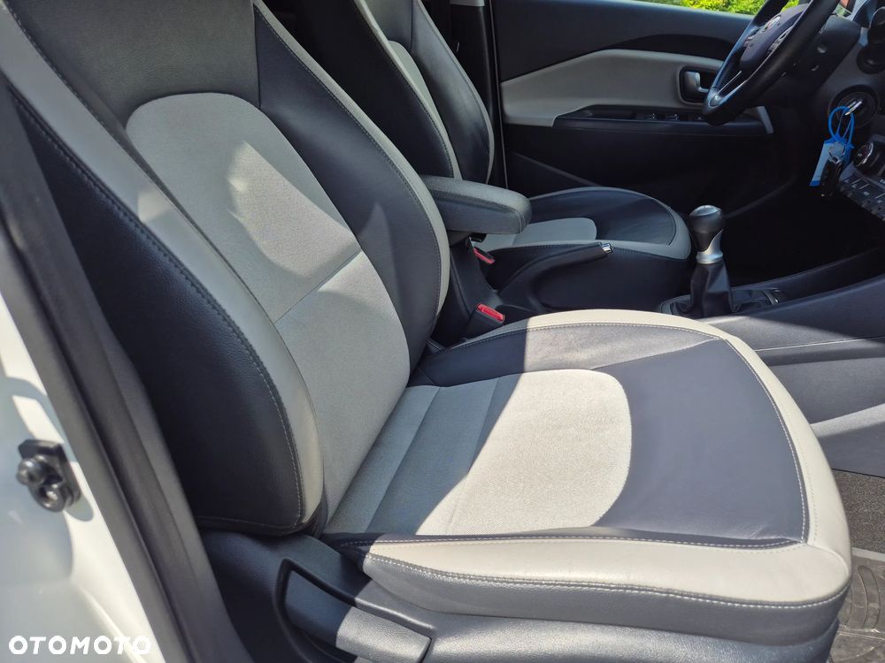 Kia Rio 1.2 XL Business Line - 11