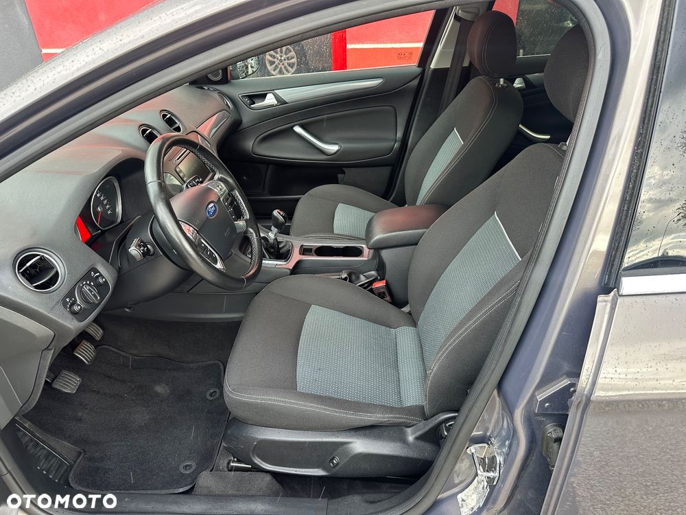 Ford Mondeo 1.6 TDCi Cool & Sound - 5