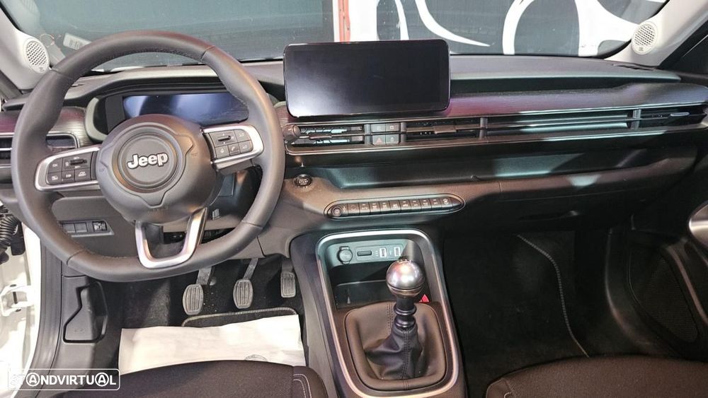 Jeep Avenger 1.2 GSE T3 Altitude - 13