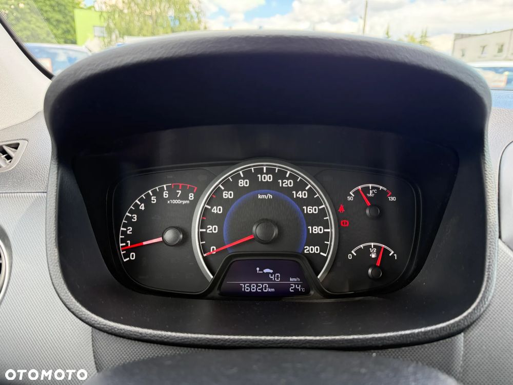 Hyundai i10 1.0 GO - 11