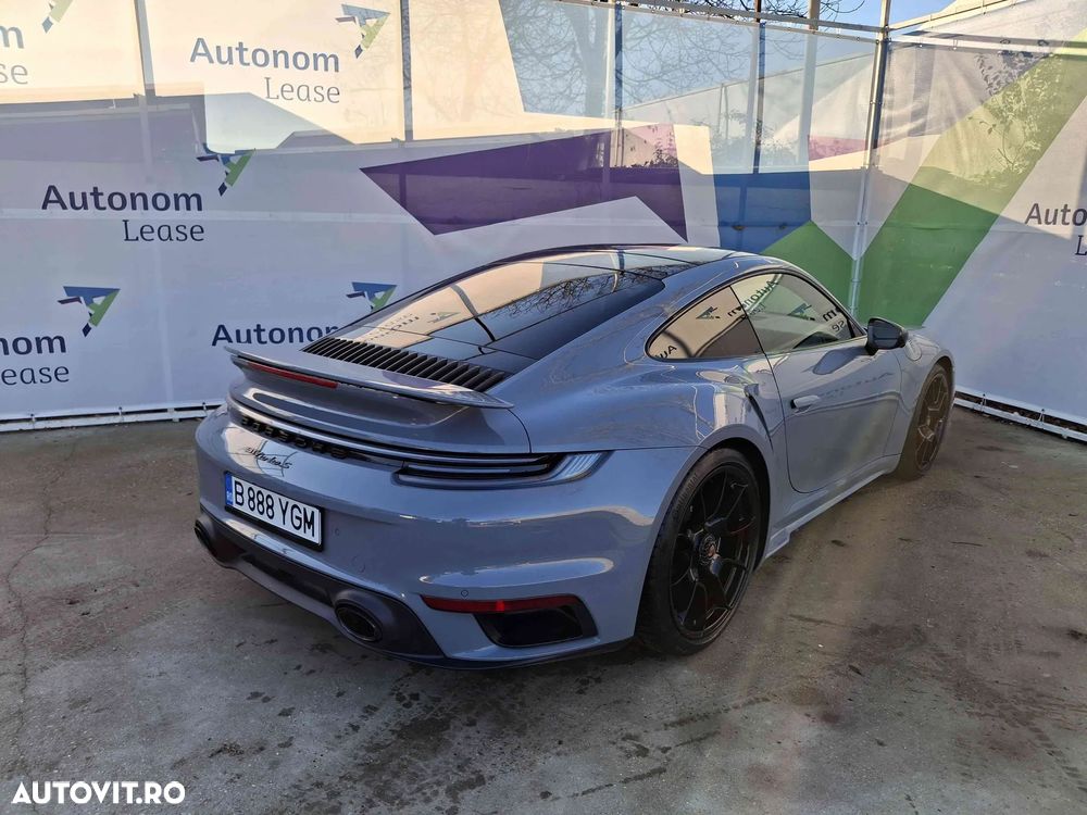 Porsche 911-TURBO-S - 4