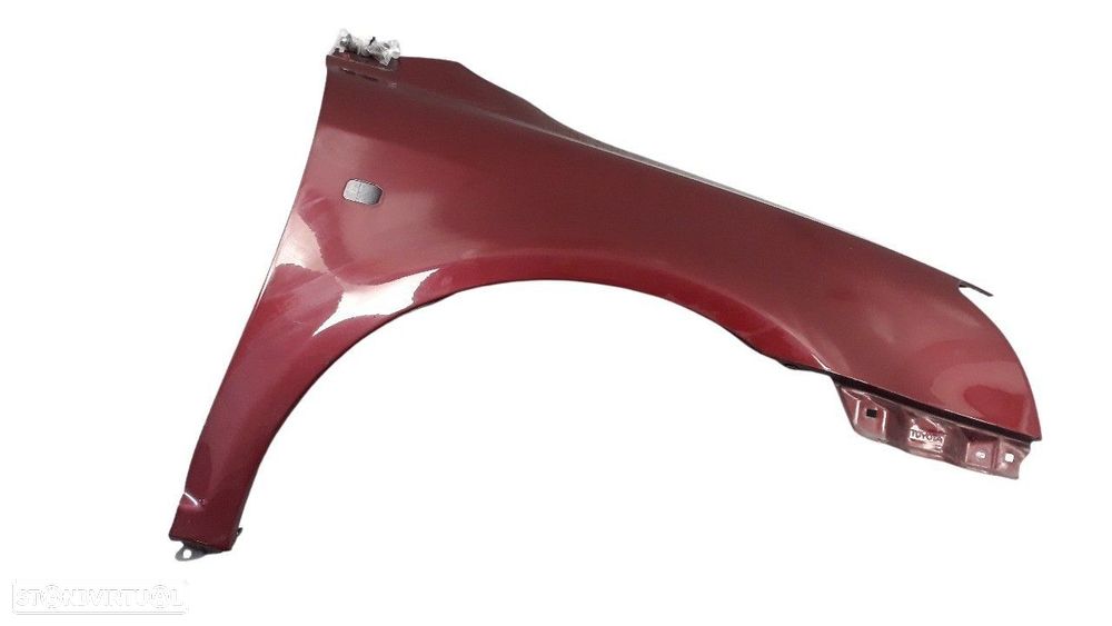 GUARDA-LAMAS FRONTAL DIREITO TOYOTA AVENSIS 2005 - 2