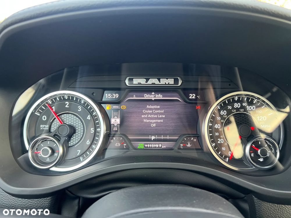 RAM 1500 Laramie Sport - 22