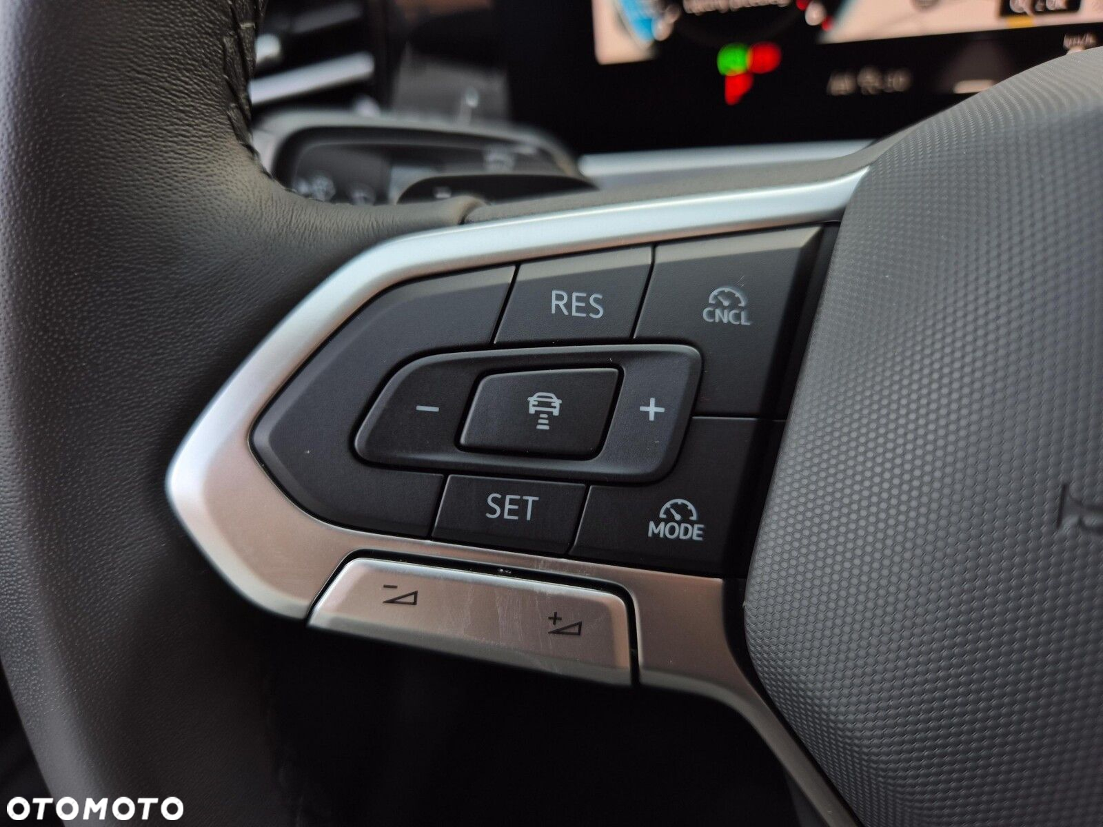 Volkswagen Passat - 21