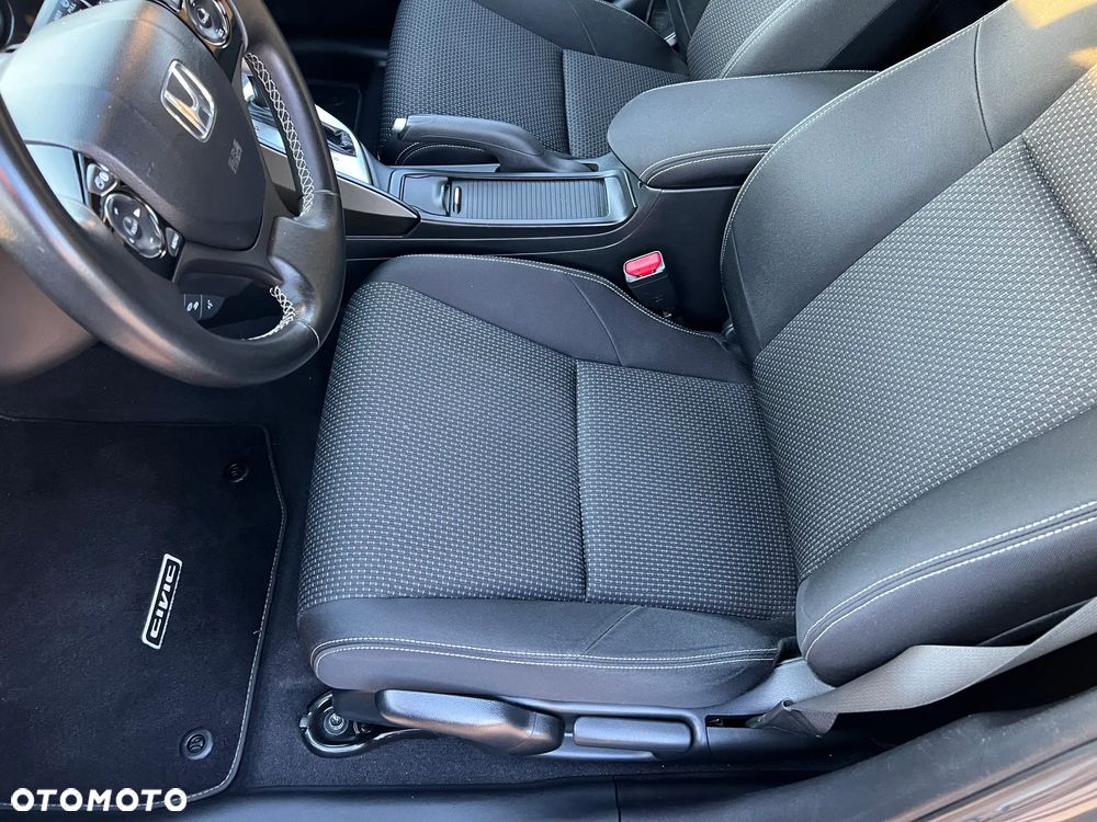 Honda Civic 1.8 i-VTEC Automatik Sport Black Edition - 26