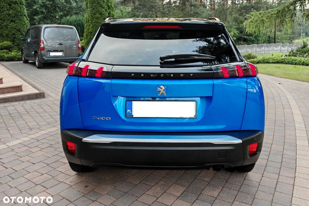 Peugeot 2008 1.2 PureTech Allure S&S - 4