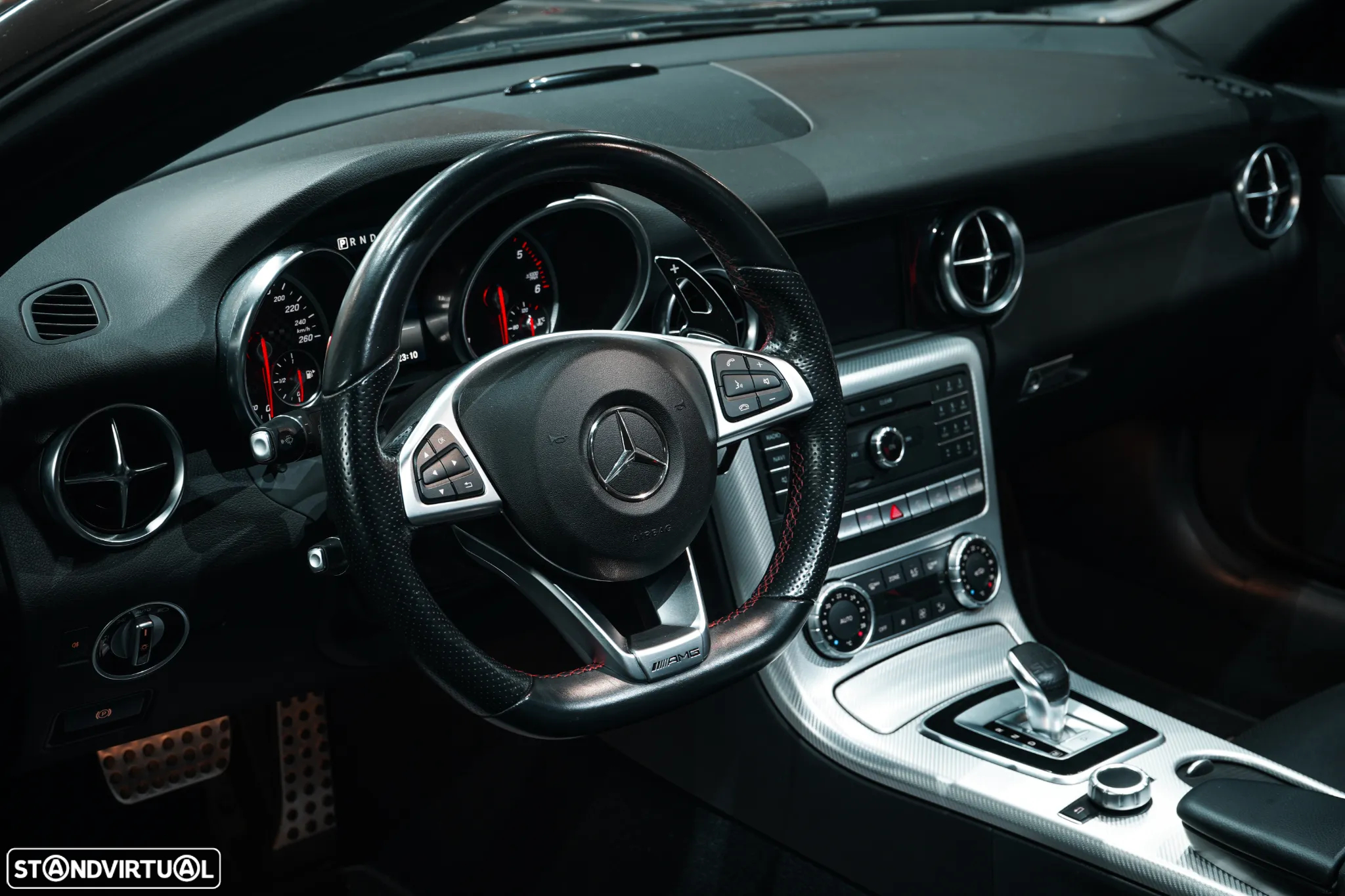 Mercedes-Benz SLC 250 d - 12