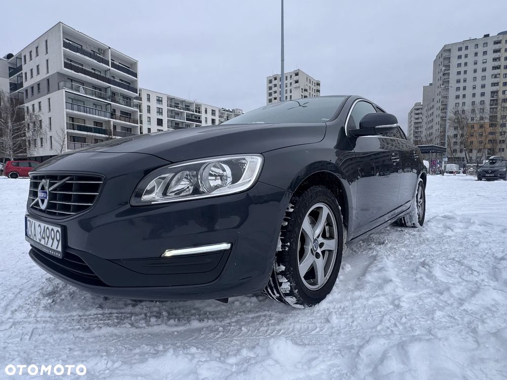 Volvo S60 D2 Momentum - 22
