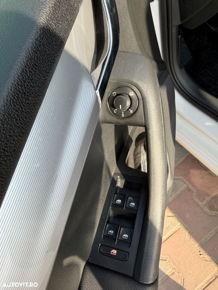 Skoda Octavia 1.6 TDI Ambition - 10