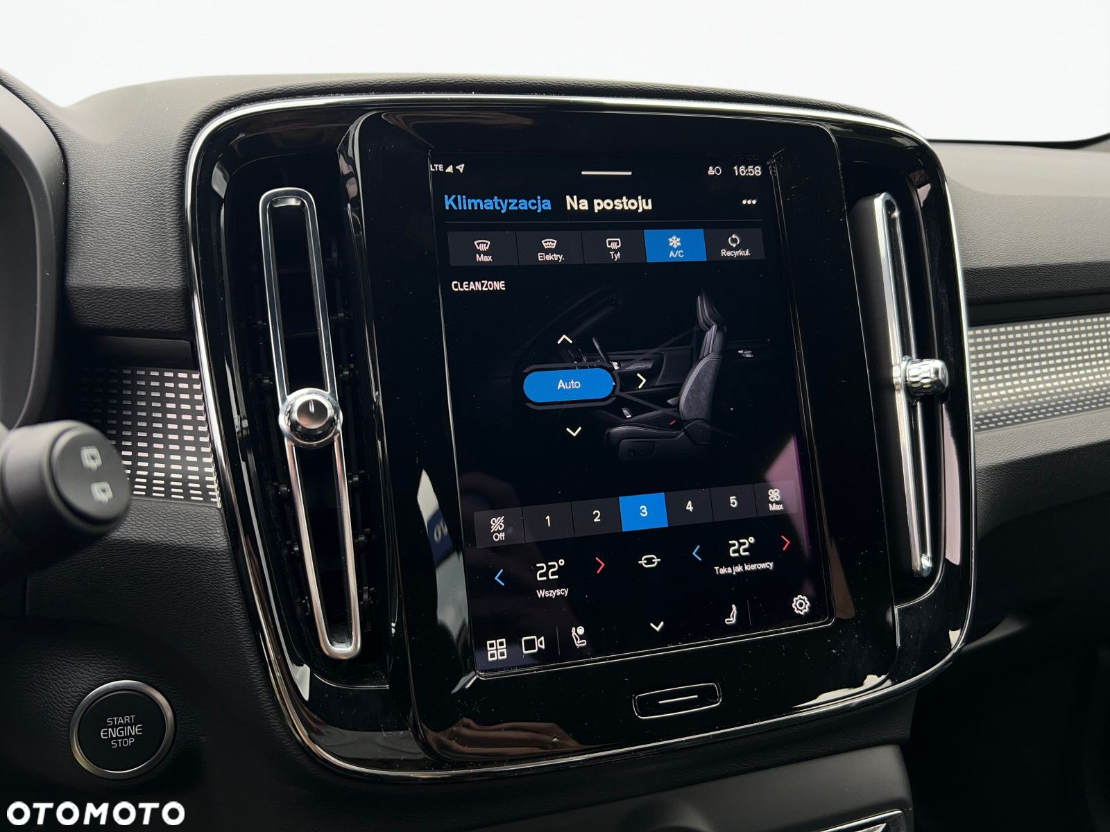 Volvo XC 40 - 26