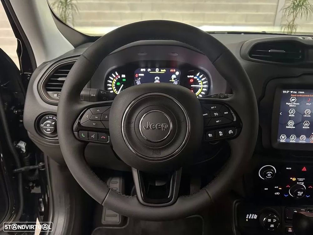 Jeep Renegade 1.3 TG 4Xe Altitude - 31