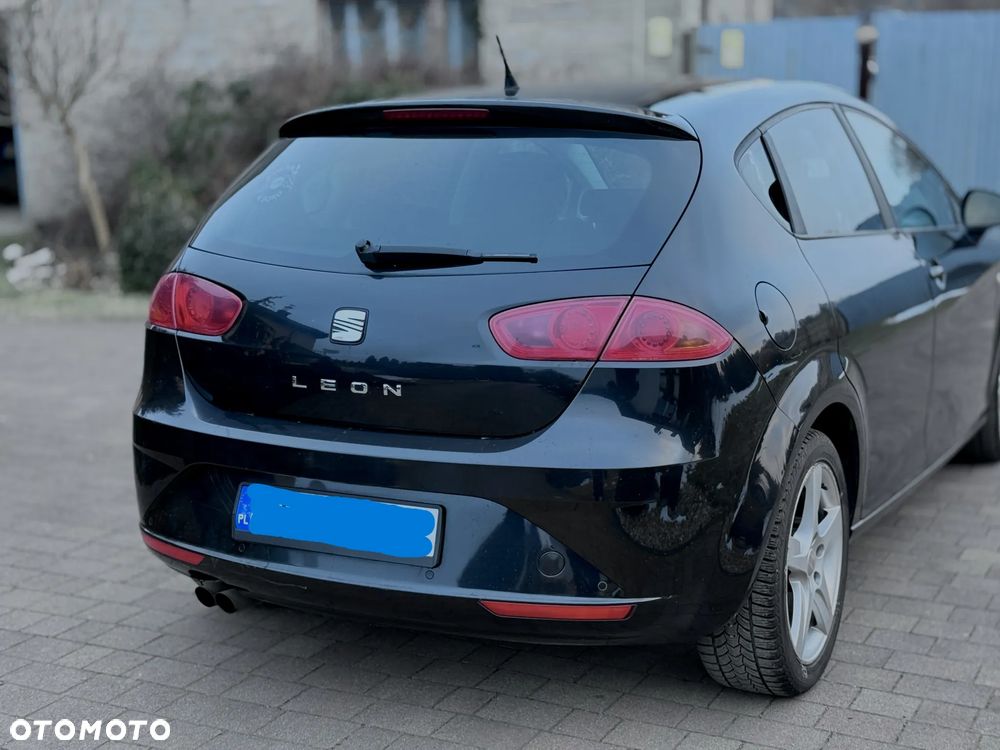 Seat Leon 2.0 TDI DPF Style - 4