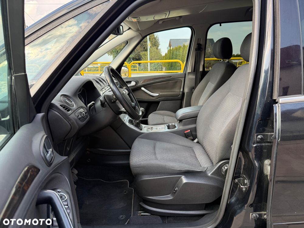 Ford Galaxy 2.0 TDCi DPF Titanium - 27