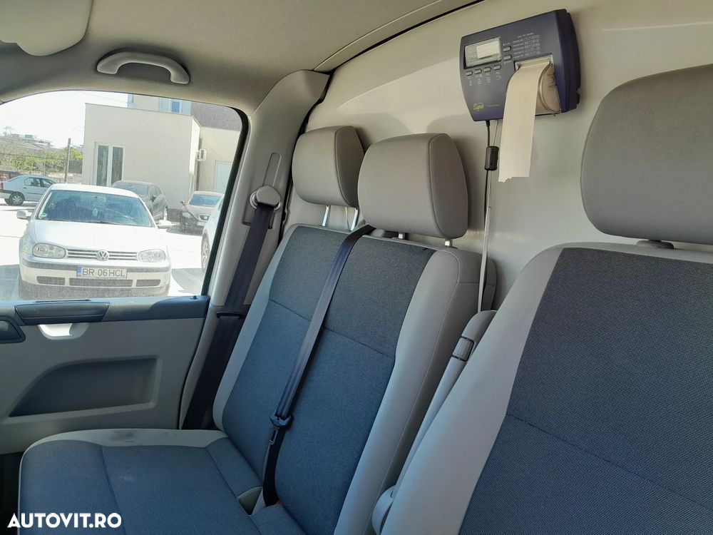 Volkswagen Transporter - 9