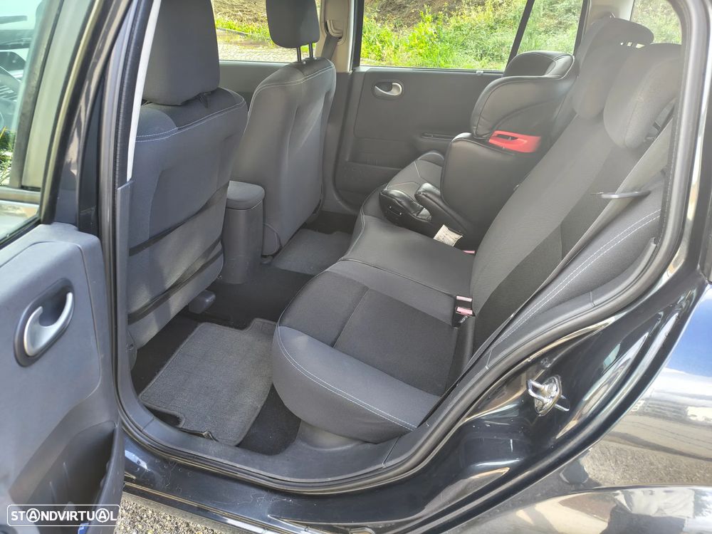 Renault Mégane Break 1.5 dCi Extreme - 6