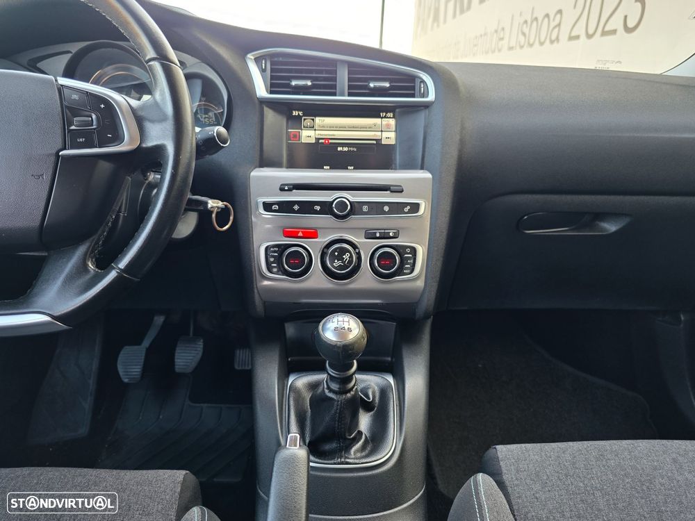 Citroën C4 1.2 PureTech Feel - 27