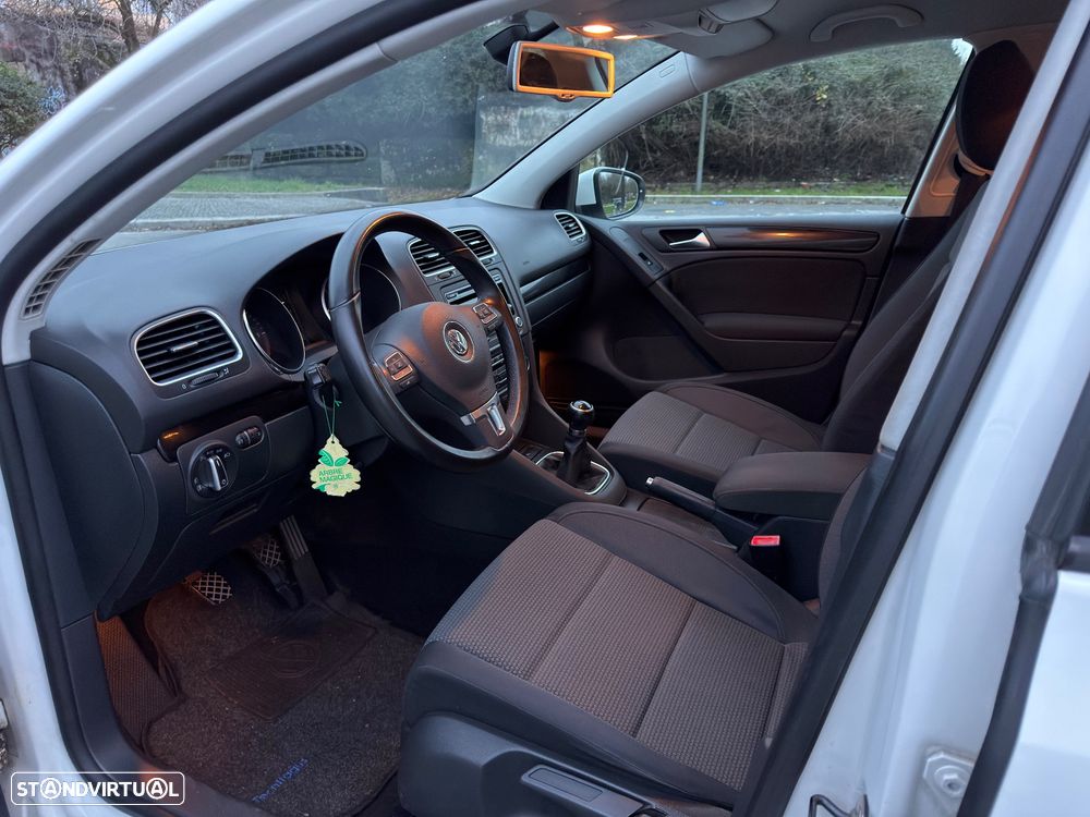 VW Golf 1.6 TDi Trendline BlueMotion - 7